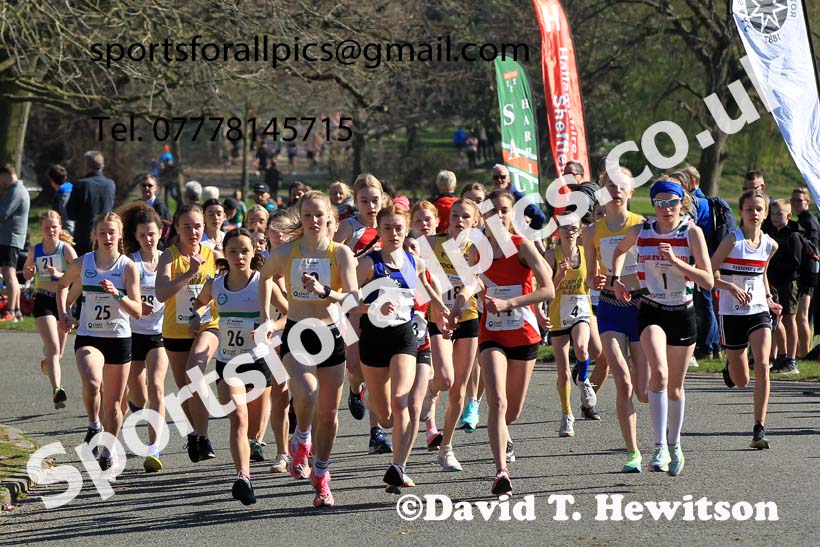 Girls Under-15s 5k, 2022 Northern 12 and 6 Stage Road Relays,  Birkenhead Park, Birkenhead, Wirral.  Photo: David T. Hewitson/Sports for All Pics